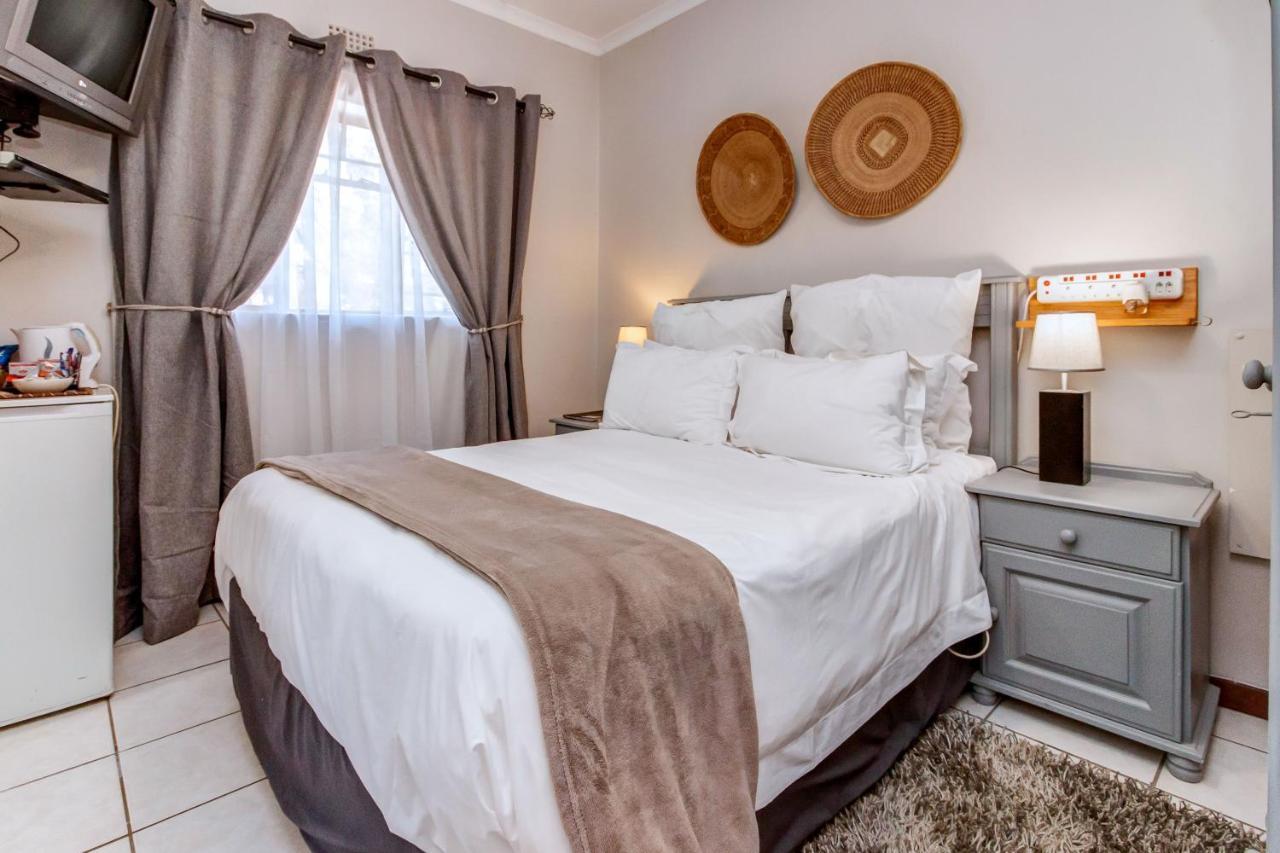 Dalberry Guest House Йоханнесбург Экстерьер фото