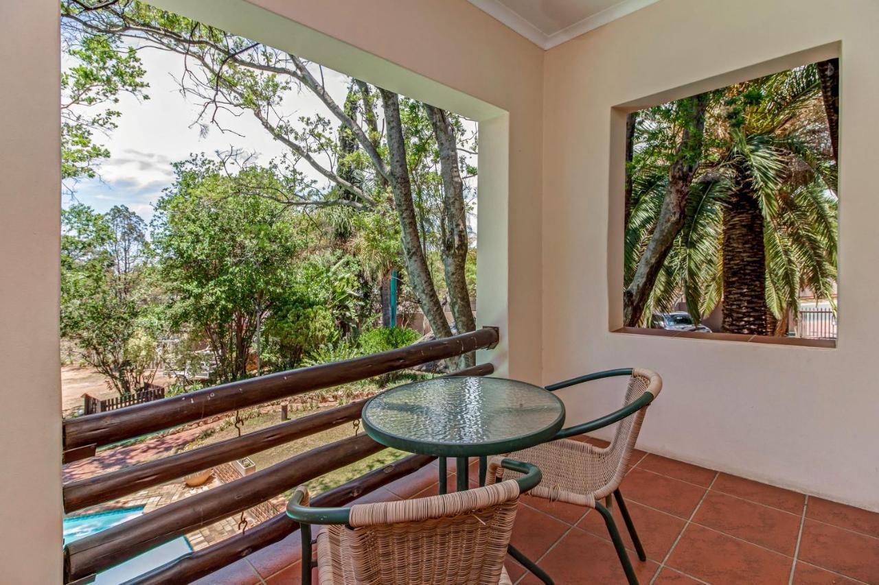 Dalberry Guest House Йоханнесбург Экстерьер фото